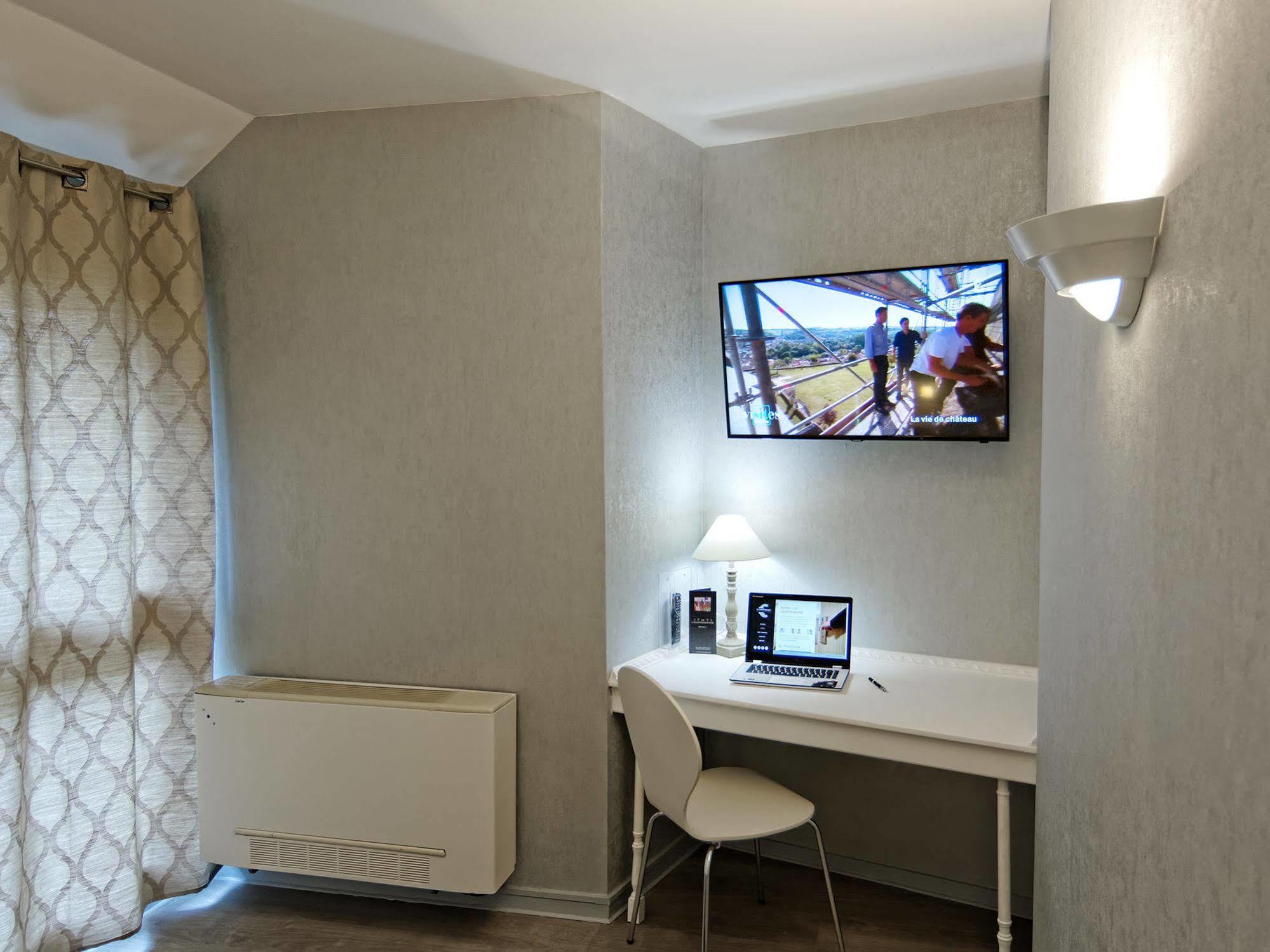Hotel Le Chantereigne Les Noes-pres-Troyes Dış mekan fotoğraf