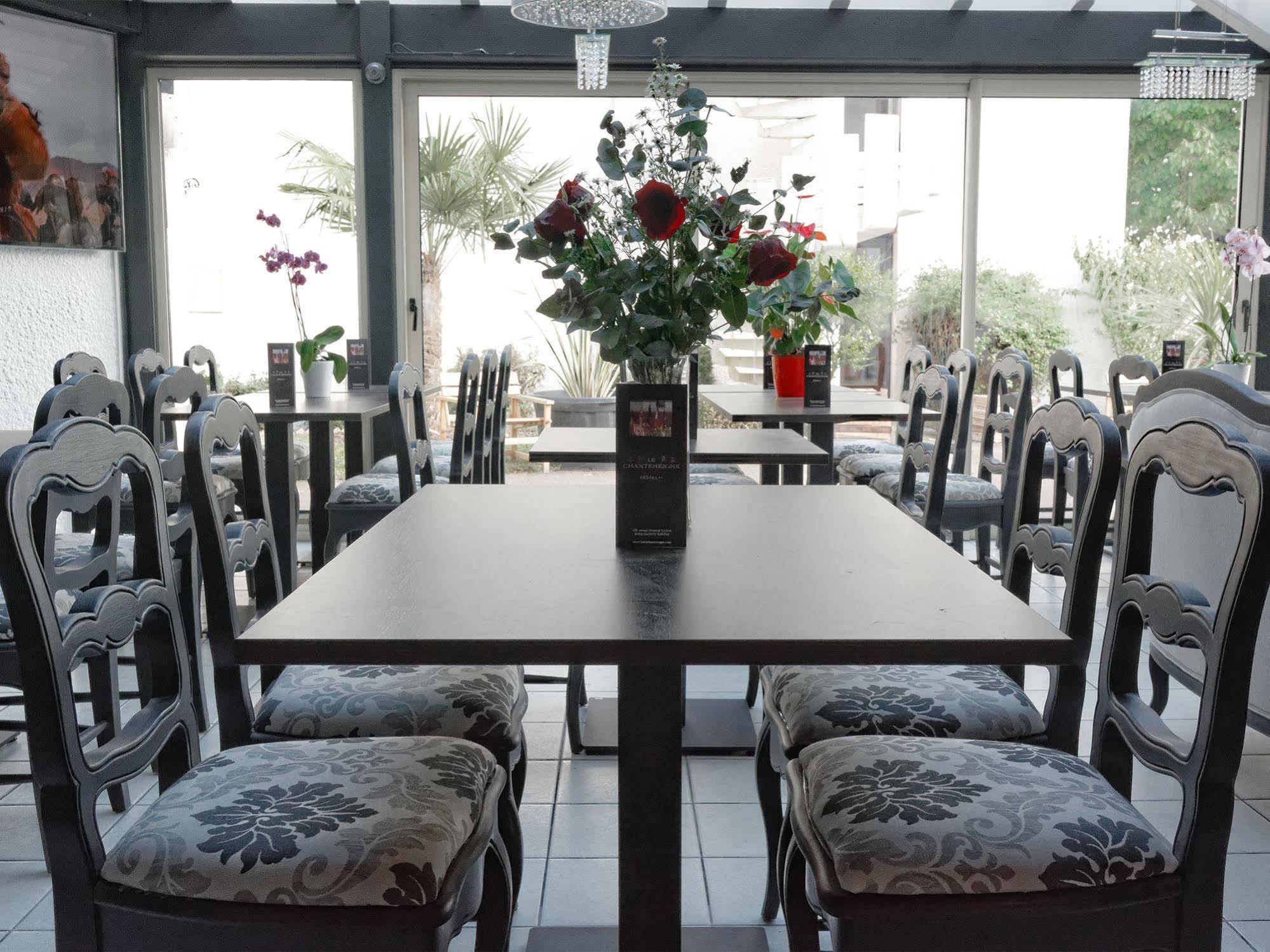 Hotel Le Chantereigne Les Noes-pres-Troyes Dış mekan fotoğraf